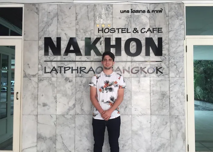 Nakhon Latphrao * Bangkok