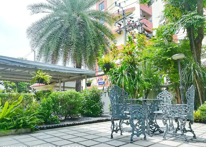 Nakhon Latphrao Ostello Bangkok